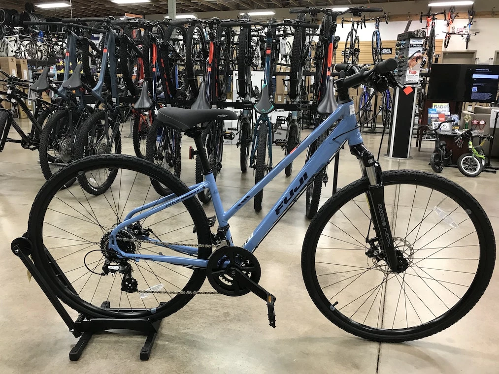 Fuji Traverse 1.5 Step-Thru - Denim Blue 2022 3 Fuji Traverse 1.5 Step-Thru - Denim Blue 2022