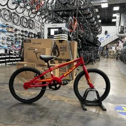 Fuji Rookie 20 - Red 2021