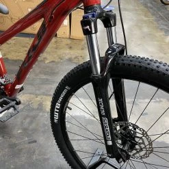 Fuji Nevada 27.5 1.5 - Brick Red 2022 22 Fuji Nevada 27.5 1.5 - Brick Red 2022 -Fuji Sales Store 6snRIS8kS4BZZH4zcduWASn0 1