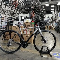 Fuji SL-A 1.1 Disc Shimano Ultegra - Raw Silver