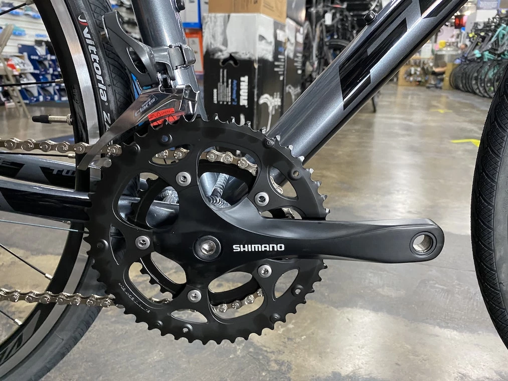 Fuji Sportif 2.3 Shimano Claris - Storm Silver 2020 5 Fuji Sportif 2.3 Shimano Claris - Storm Silver 2020 - Image 3