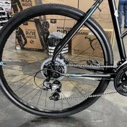 Fuji Traverse 1.7 ST Disc Shimano Tourney - Satin Black 2022 -Fuji Sales Store 9RP2vMa8B72tuIMOMsjWCVH5s