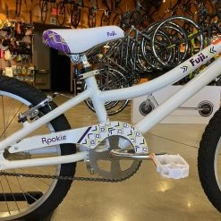 Fuji Rookie 20 ST- Pearl White 2021 12 Fuji Rookie 20 ST- Pearl White 2021 -Fuji Sales Store 9ef4h3lzedmIOFc99pDsBSbbI