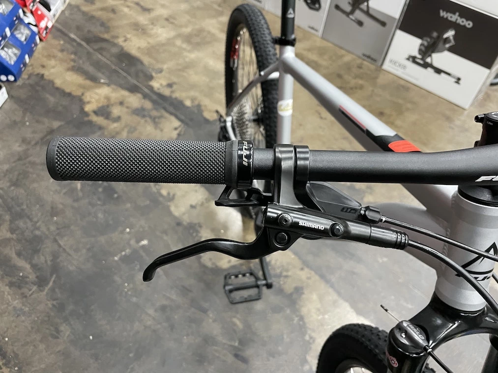 Fuji Nevada 1.3 Shimano Deore - Satin Silver 2022 11 Fuji Nevada 1.3 Shimano Deore - Satin Silver 2022 - Image 9