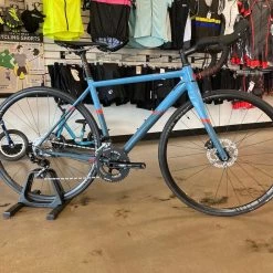 Fuji SL-A DISC 1.3 Shimano 105 Cool Gray/Red Orange 2021