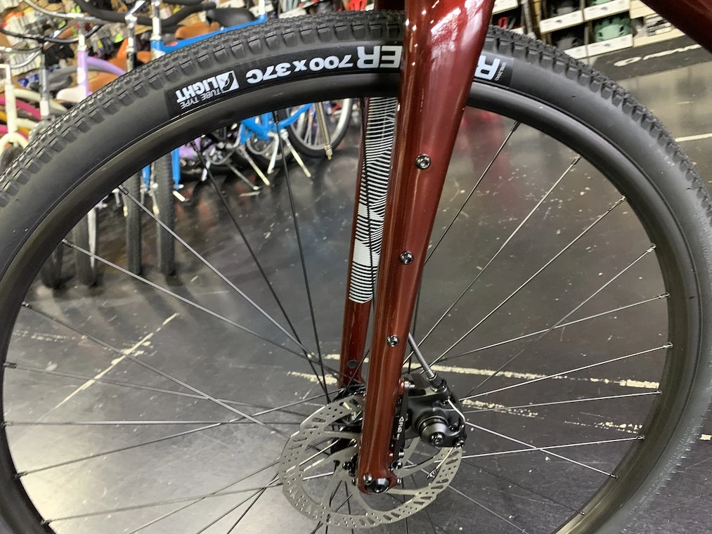 Fuji Jari 2.1 Disc Shimano Tiagra - Burnt Copper 2021 11 Fuji Jari 2.1 Disc Shimano Tiagra - Burnt Copper 2021 - Image 9