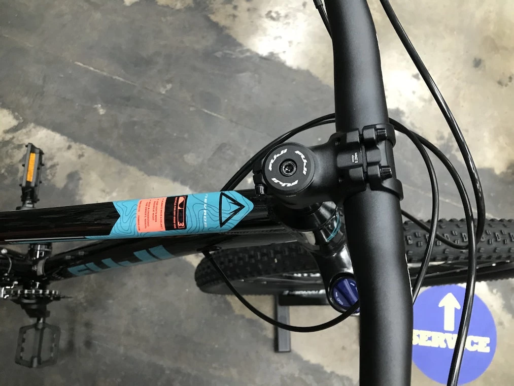 Fuji Nevada 27.5 1.5 - Black 2021 5 Fuji Nevada 27.5 1.5 - Black 2021 - Image 3