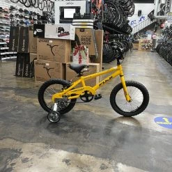 Fuji Rookie 16 - Yellow 2021