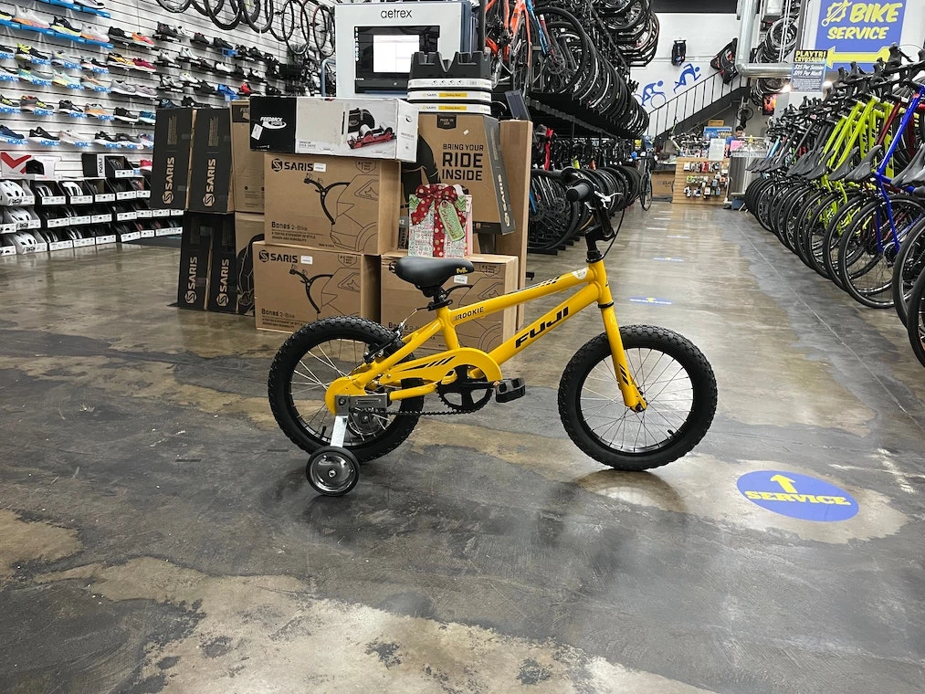 Fuji Rookie 16 - Yellow 2021 3 Fuji Rookie 16 - Yellow 2021