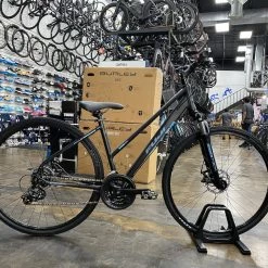 Fuji Traverse 1.7 ST Disc Shimano Tourney - Satin Black/Cyan 2022