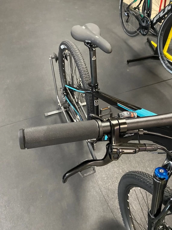 Fuji Nevada 27.5 1.5 Black 2022 8 Fuji Nevada 27.5 1.5 Black 2022 - Image 6