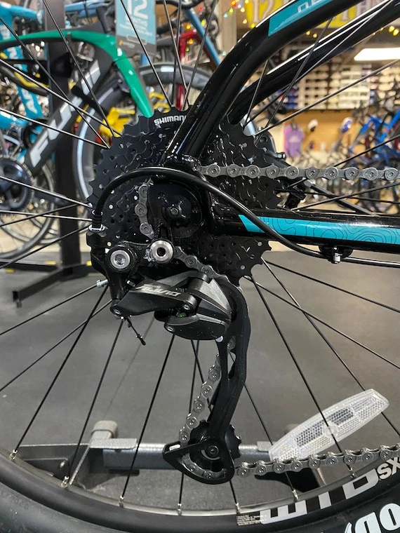 Fuji Nevada 27.5 1.5 Black 2022 11 Fuji Nevada 27.5 1.5 Black 2022 - Image 9