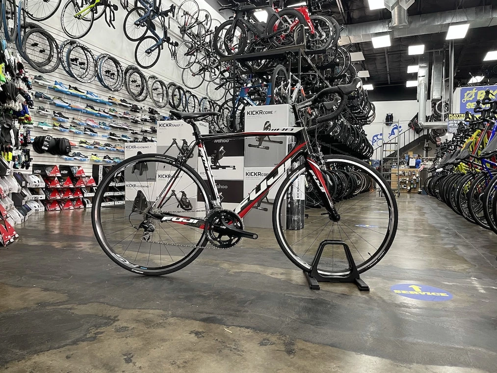 Fuji Altamira 2.2 Shimano 105 - 2013 demo 3 Fuji Altamira 2.2 Shimano 105 - 2013 demo