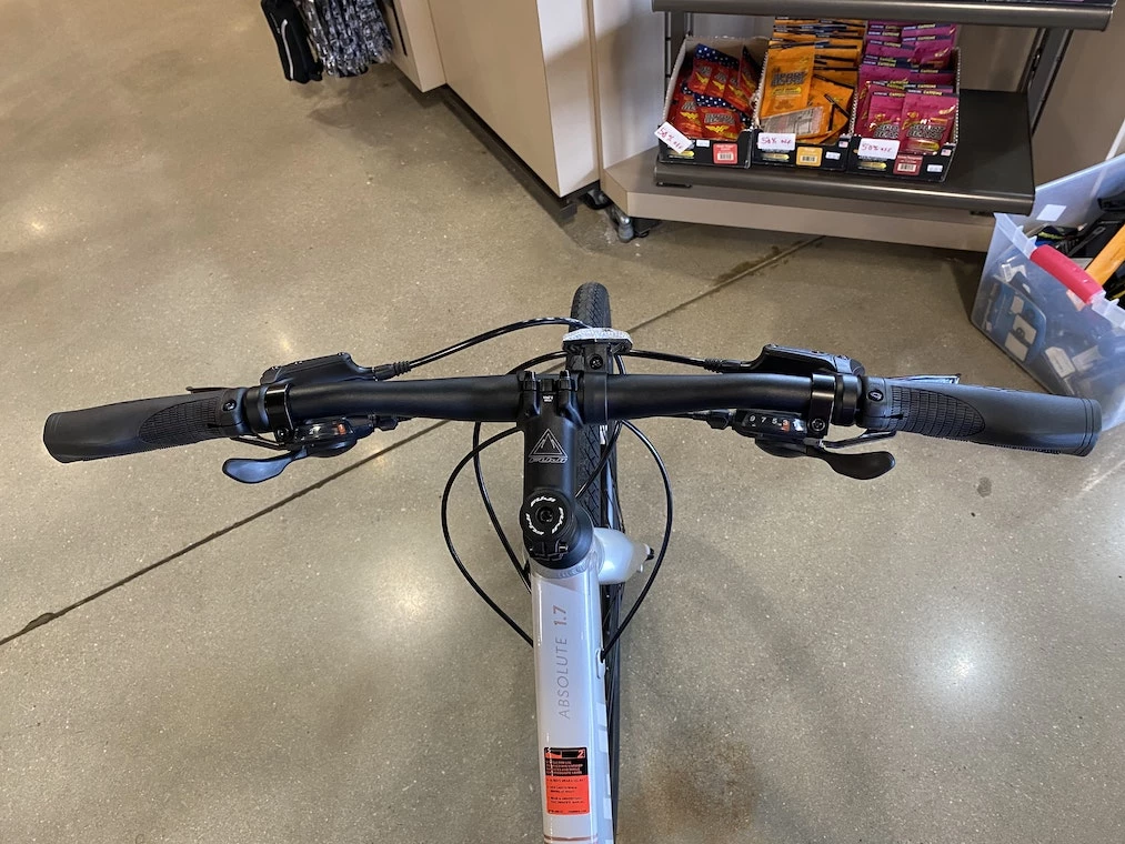 Fuji Absolute 1.7 Shimano Alivio Silver 9 Fuji Absolute 1.7 Shimano Alivio Silver - Image 7