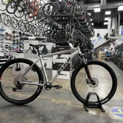 Fuji Nevada 1.3 Shimano Deore - Satin Silver 2022