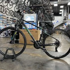 Fuji Traverse 1.7 Disc Shimano Tourney - Satin Black/Green 2022 -Fuji Sales Store OdeTbYdp3af8zGz5ceNqsPtZI
