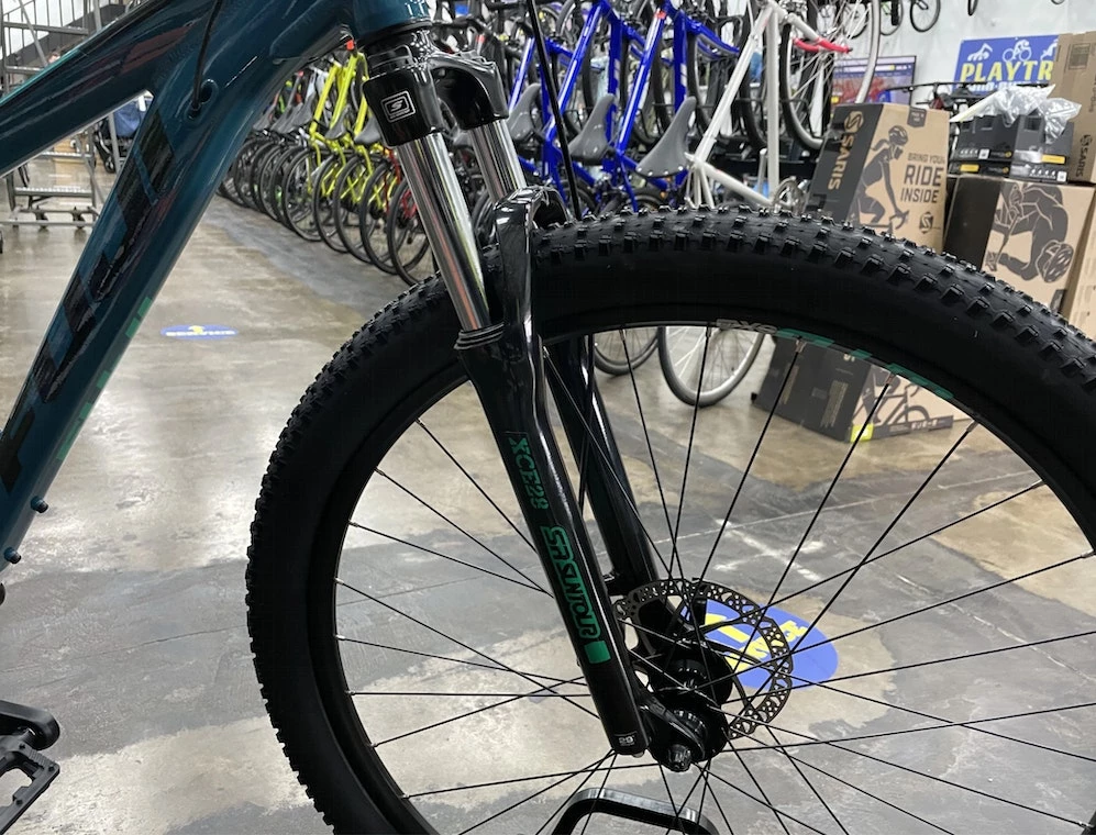 Fuji Nevada 29 1.9 - Dark Teal 2021 6 Fuji Nevada 29 1.9 - Dark Teal 2021 - Image 4