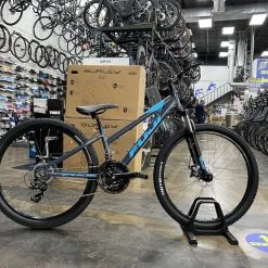 Fuji Adventure 27.5 ST Disc Shimano Tourney - Satin Gray 2022