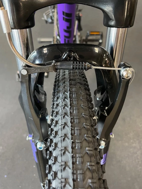 Fuji Dynamite 24" Sport Purple/Black Kids Bike 2022 4 Fuji Dynamite 24" Sport Purple/Black Kids Bike 2022 - Image 2