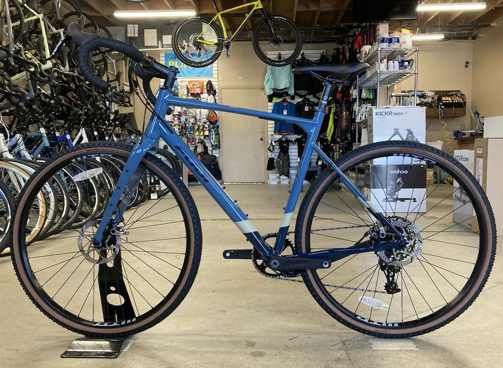 Fuji Jari 1.3 Disc SRAM Apex - Storm Gray 2021 5 Fuji Jari 1.3 Disc SRAM Apex - Storm Gray 2021 - Image 3