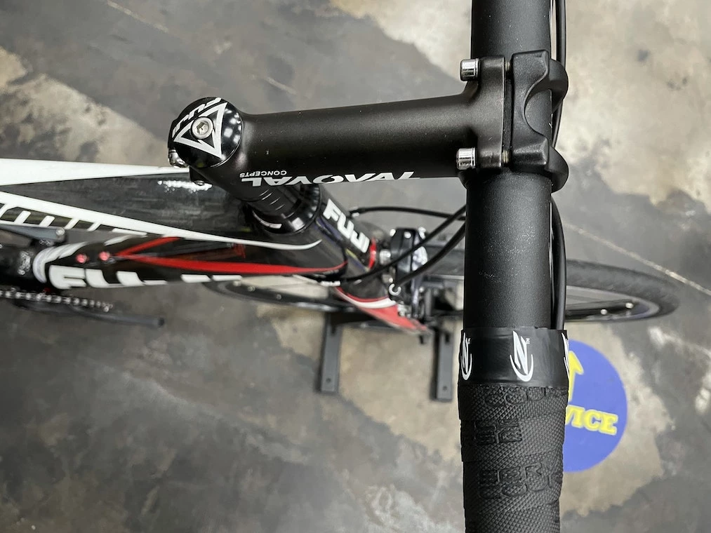 Fuji Altamira 2.2 Shimano 105 - 2013 demo 4 Fuji Altamira 2.2 Shimano 105 - 2013 demo - Image 2