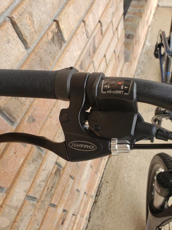 Fuji Traverse 1.5 Blue Hybrid/Gravel Bike 2022 6 Fuji Traverse 1.5 Blue Hybrid/Gravel Bike 2022 - Image 4