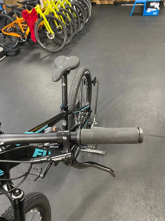 Fuji Nevada 27.5 1.5 Black 2022 9 Fuji Nevada 27.5 1.5 Black 2022 - Image 7