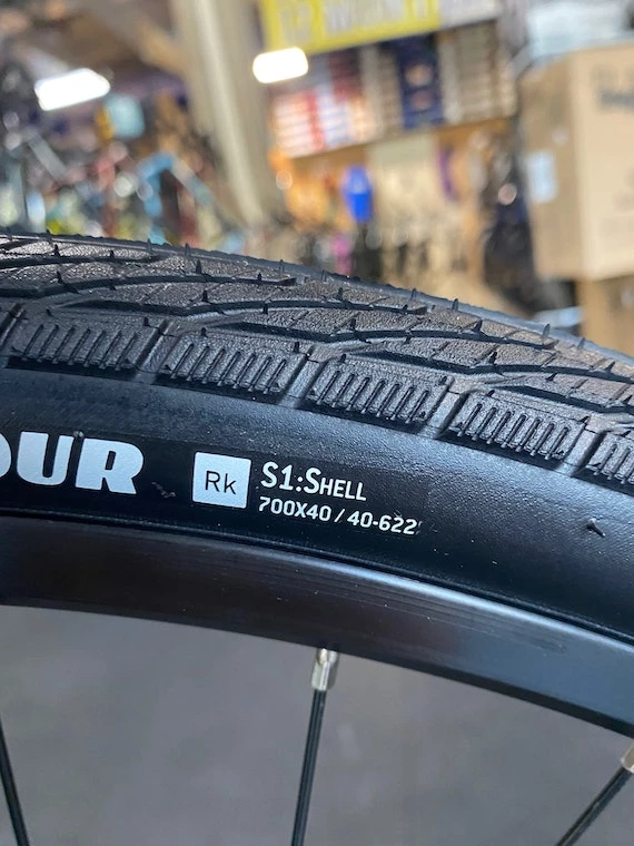 Fuji Traverse 1.7 ST Black/Cyan 2022 9 Fuji Traverse 1.7 ST Black/Cyan 2022 - Image 7