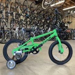 Fuji Rookie 16 - Green 2021