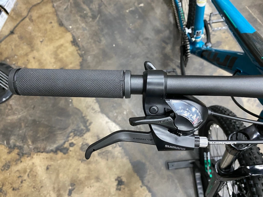 Fuji Nevada 27.5 1.9 - Dark Teal 2022 8 Fuji Nevada 27.5 1.9 - Dark Teal 2022 - Image 6