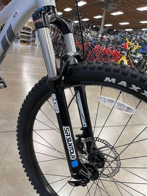 Fuji Bighorn 1.5 29er - Satin Silver - 2022 7 Fuji Bighorn 1.5 29er - Satin Silver - 2022 - Image 5