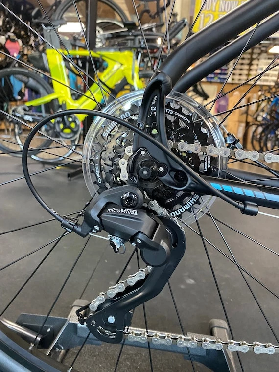 Fuji Traverse 1.7 ST Black/Cyan 2022 16 Fuji Traverse 1.7 ST Black/Cyan 2022 - Image 14