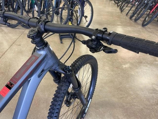 Fuji Auric 1.5 - 27.5 - Satin Hazy Silver 2022 13 Fuji Auric 1.5 - 27.5 - Satin Hazy Silver 2022 - Image 11