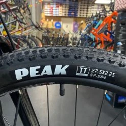 Fuji Nevada 27.5 1.5 Black 2022 18 Fuji Nevada 27.5 1.5 Black 2022 -Fuji Sales Store plKDmFmuQc4UYum6GHWx9FHRs
