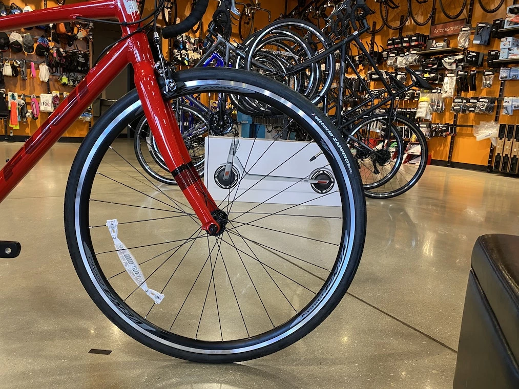 Fuji Sportif 2.3 Red with Microshift R8 Rim Brake 7 Fuji Sportif 2.3 Red with Microshift R8 Rim Brake - Image 5