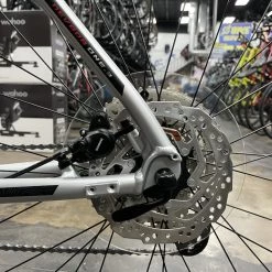 Fuji Nevada 1.3 Shimano Deore - Satin Silver 2022 28 Fuji Nevada 1.3 Shimano Deore - Satin Silver 2022 -Fuji Sales Store ssEsUk q5dULmo53kRaUmiKMc