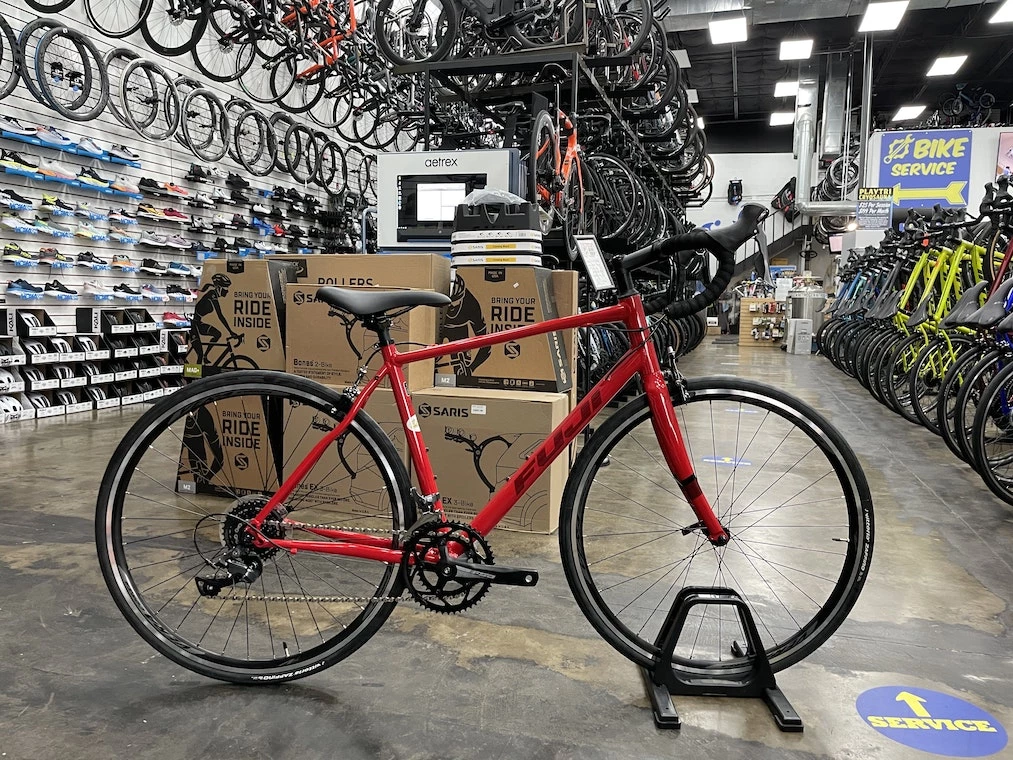 Fuji Sportif 2.3 Shimano Microshift R8 - Red 2021 3 Fuji Sportif 2.3 Shimano Microshift R8 - Red 2021
