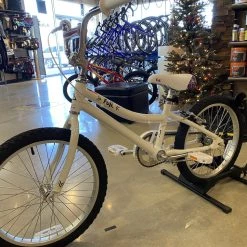 Fuji Rookie 20 ST- Pearl White 2021 16 Fuji Rookie 20 ST- Pearl White 2021 -Fuji Sales Store vy qo ABtLScn7j4VwYf75Lps