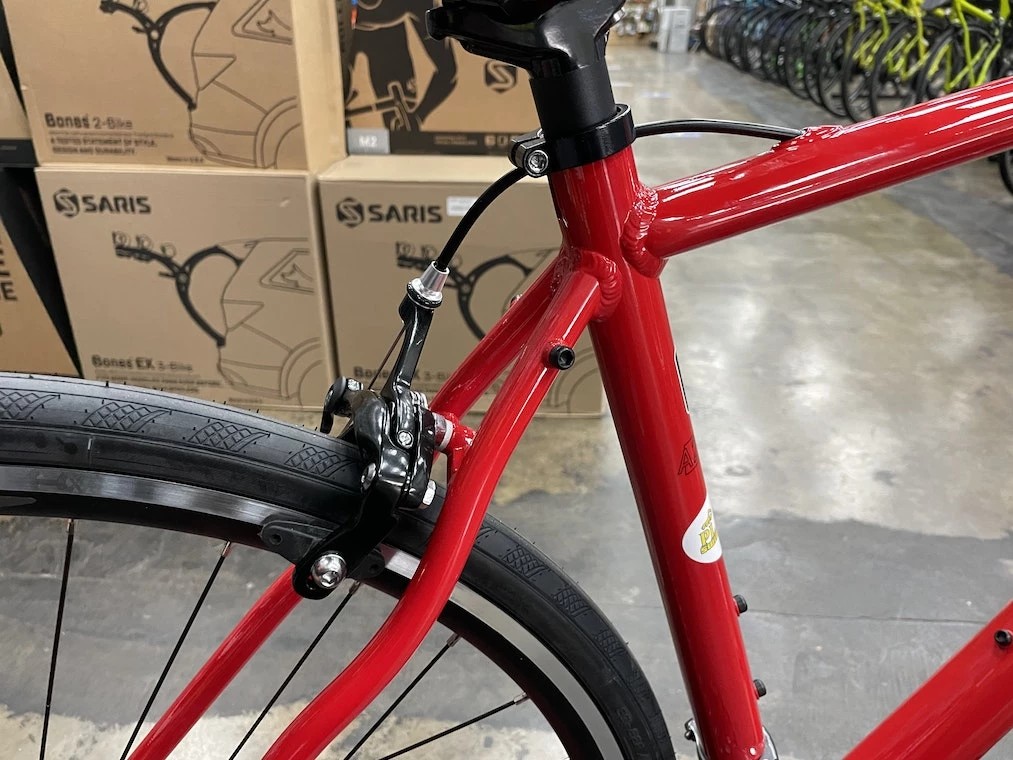 Fuji Sportif 2.3 Shimano Microshift R8 - Red 2021 4 Fuji Sportif 2.3 Shimano Microshift R8 - Red 2021 - Image 2