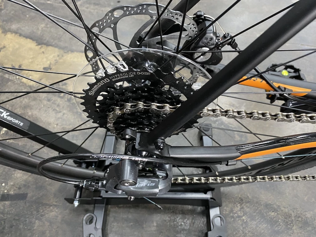 Fuji Sportif 1.9 Disc Shimano Claris - Satin Black 2020 12 Fuji Sportif 1.9 Disc Shimano Claris - Satin Black 2020 - Image 10